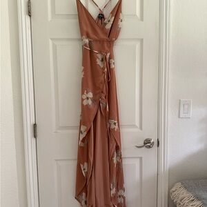 Lulu's High Low Floral Dress in Peach and White
